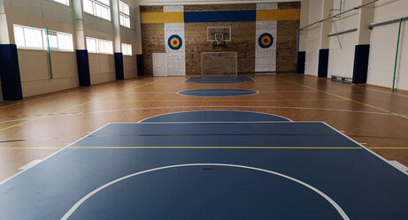 Sėlių g. 45 Utena, Lietuva - Utenos Vyturių progimnazijos sporto salė